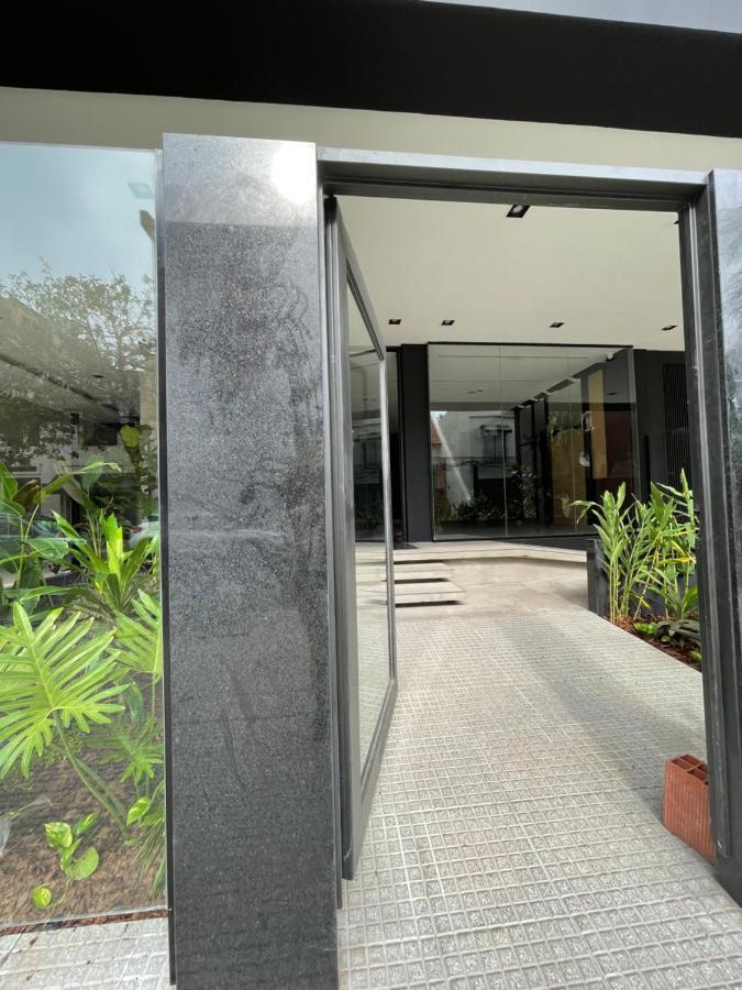 Апартаменты Edificio El Arbol Piso 2 Корриентес Экстерьер фото